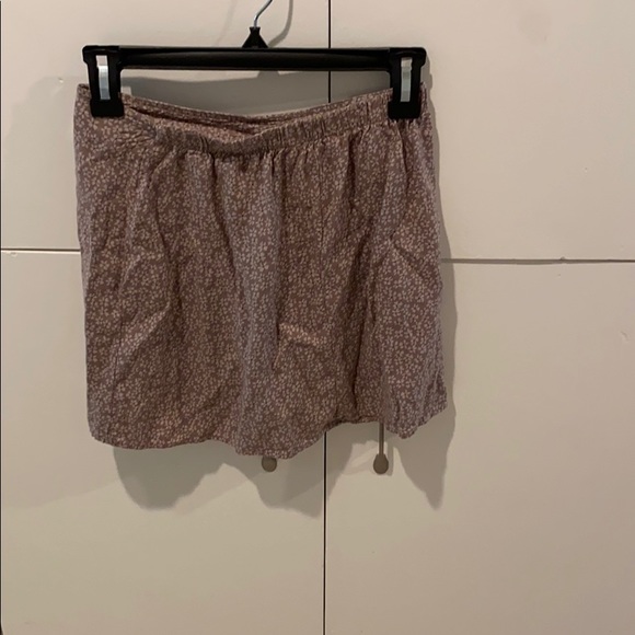 Brandy Melville skirt - Picture 2 of 2